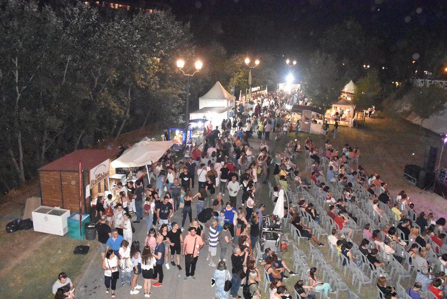 Fills the river for the festival Pinios - The first concerts (photo - video)