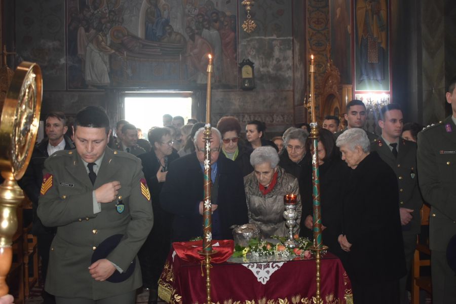 Την Τίμια Κάρα του Αγίου Μόδεστου υποδέχθηκε η 1η Στρατιά (φωτο)