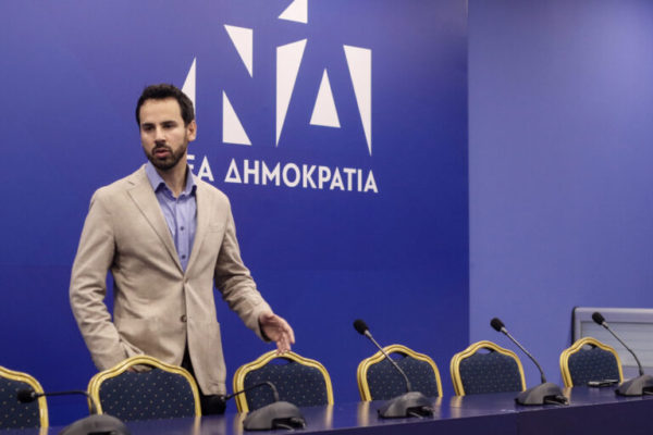 Ν. Ρωμανός: Ο κ. Κασσελάκης προσβάλλει κατάφορα τόσο τη δημοκρατία όσο και τους ψηφοφόρους, στων οποίων την κρίση θα τον αφήσουμε