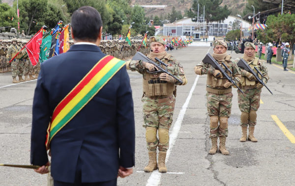 Βολιβία: Ο Έβο Μοράλες κατηγορεί τον Λουίς Άρσε ότι είπε ψέματα για το αποτυχημένο στρατιωτικό πραξικόπημα