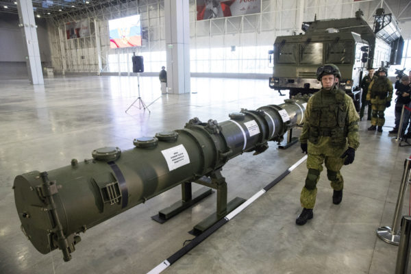 CNΝ: ΗΠΑ και Γερμανία απέτρεψαν ρωσική συνωμοσία – «Στόχος ήταν ευρωπαϊκή βιομηχανία όπλων που εξοπλίζει την Ουκρανία»