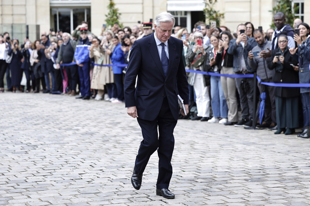 Γαλλία: Χιλιάδες στους δρόμους κατά Μακρόν για τον διορισμό Μπαρνιέ