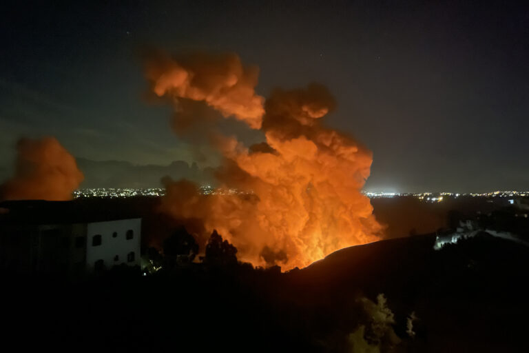 Συνεχίζεται το ισραηλινό σφυροκόπημα στον Λίβανο – Τουλάχιστον 10 νεκροί και 15 τραυματίες