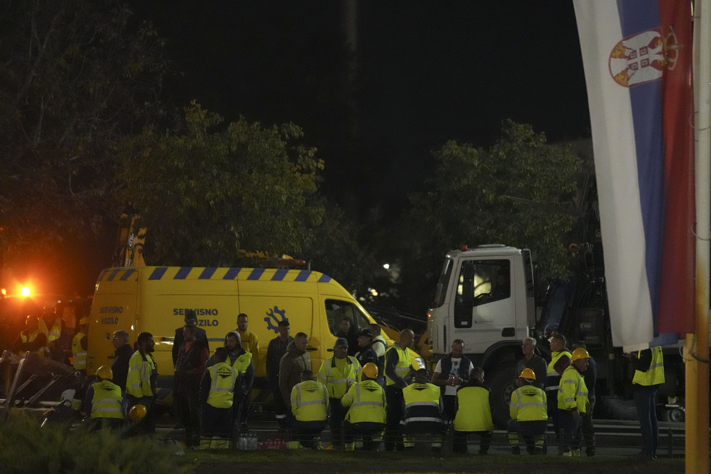 Σερβία: Στους 14 οι νεκροί από την κατάρρευση της οροφής στον σταθμό του Νόβι Σαντ – Θα αποδοθούν ευθύνες, λέει ο Βούτσιτς