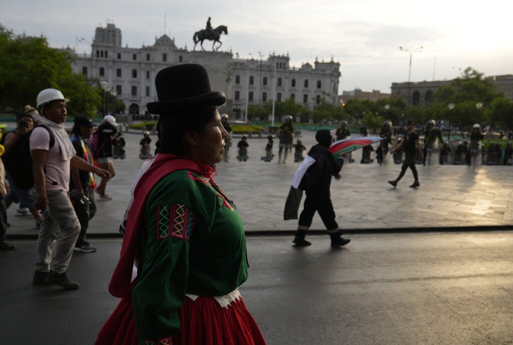 Έρευνες για κύκλωμα σωματεμπορίας στο Κοινοβούλιο του Περού