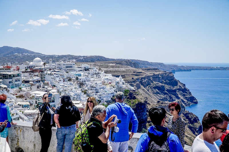 Ιστορικό υψηλό για τον ελληνικό τουρισμό το 2024