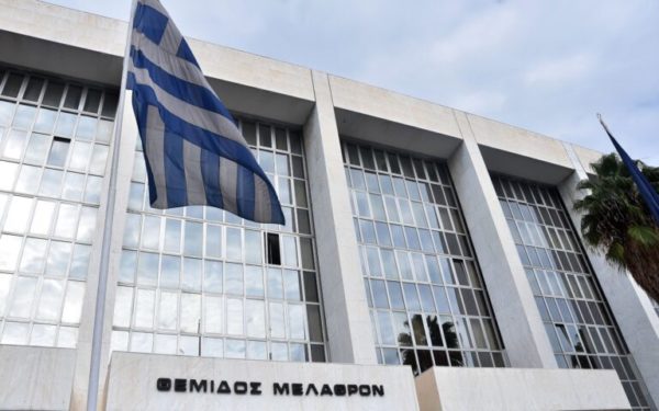 Επείγον έγγραφο πρoέδρου Αρείου Πάγου: Αυτόφωρα και Σαββατοκύριακα και αργίες