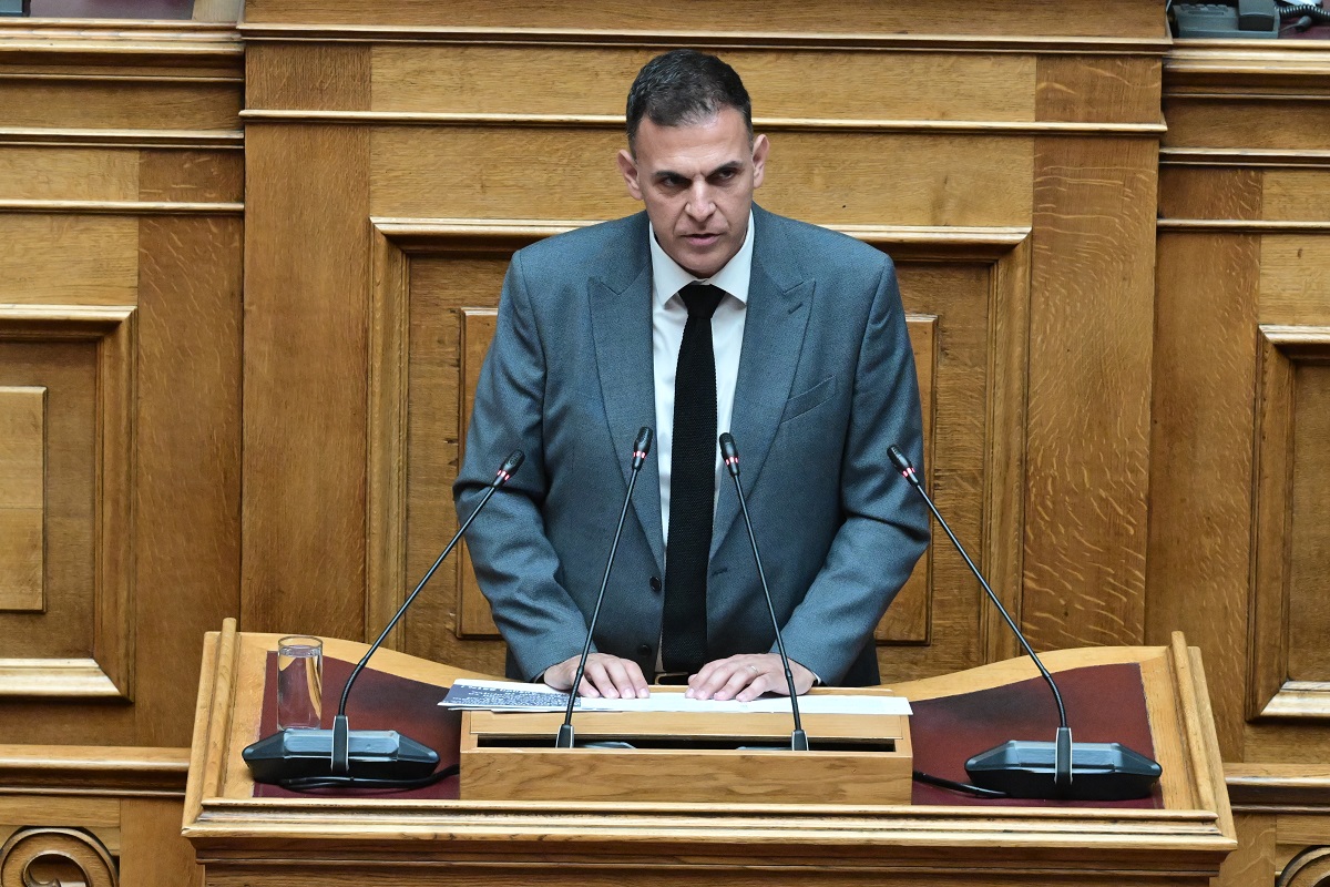 Γ. Καραμέρος: Το σόου Γεωργιάδη αγγίζει το όριο της γελοιοποίησης