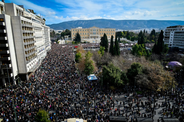 Τέμπη: Αίτημα για προ ημερησίας διατάξεως συζήτηση στη Βουλή κατέθεσε η Νέα Αριστερά