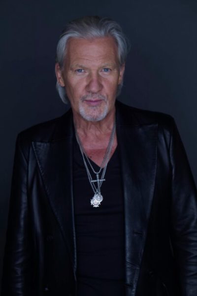 Johnny Logan: Ο θρύλος της Eurovision έρχεται για πρώτη φορά στην Ελλάδα στο Θέατρο Παλλάς