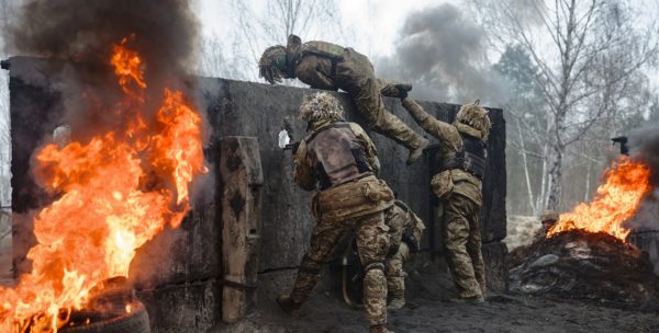 Πόλεμος στην Ουκρανία: Καθυστερούν οι ειρηνευτικές διαπραγματεύσεις – Δεν ικανοποιούν τη Ρωσία οι μέχρι τώρα προσφορές