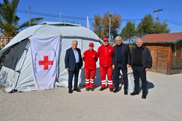 Τη Σαντορίνη επισκέφτηκε αντιπροσωπεία της ΚΕΔΕ – Σύντομα θα δοθεί έκτακτη χρηματοδότηση από το Υπουργείο Εσωτερικών