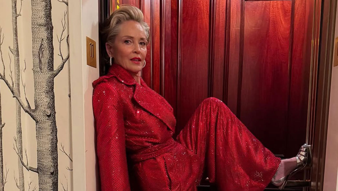 Η Sharon Stone για τη γήρανση: «Πρέπει να αγαπάς το σώμα σου»